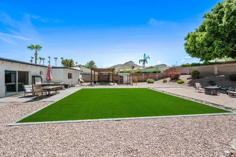Exterior - 14616 N 28th Pl, Phoenix, AZ 85032 photo 6 of 10