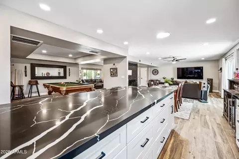 Kitchen - 14616 N 28th Pl, Phoenix, AZ 85032 photo 10 of 10