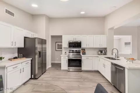 Kitchen - 8660 E Nido Ave, Mesa, AZ 85209 photo 3 of 3