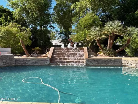 3710 E Northridge Cir, Mesa, AZ 85215