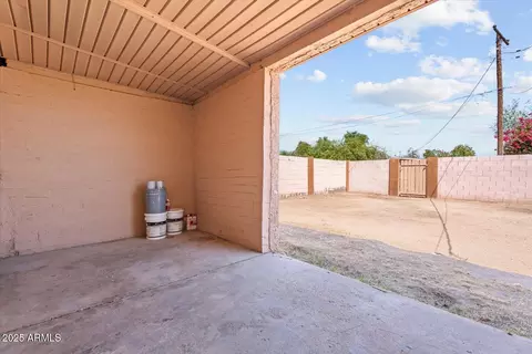 Exterior - 2054 W Chambers St, Phoenix, AZ 85041 photo 2 of 5