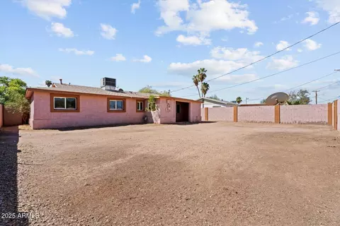 Exterior - 2054 W Chambers St, Phoenix, AZ 85041 photo 5 of 5
