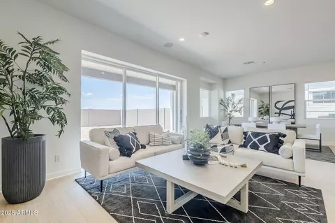Living - 11129 E Ulysses Ave, Mesa, AZ 85212 photo 1 of 2