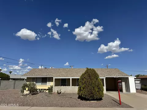 12033 N Hillcrest Dr, Sun City, AZ 85351