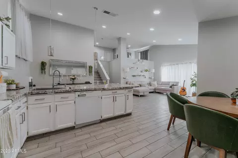 4263 E Contessa St, Mesa, AZ 85205 photo 8