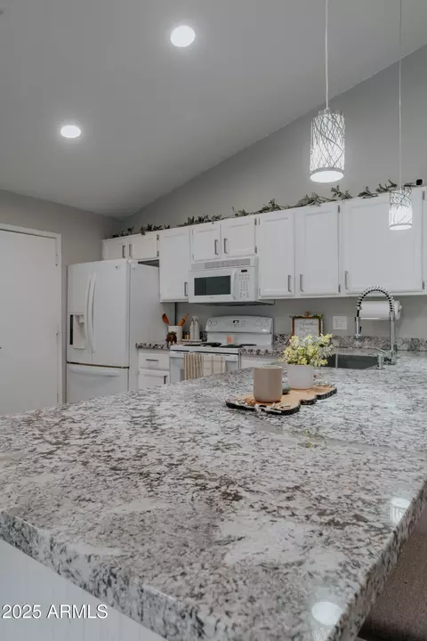 4263 E Contessa St, Mesa, AZ 85205 photo 9