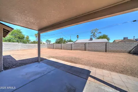 Exterior - 568 E Mesquite Ave, Apache Junction, AZ 85119 photo 2 of 8