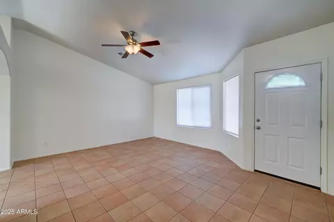 Living - 568 E Mesquite Ave, Apache Junction, AZ 85119 photo 3 of 4