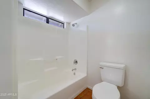 Bath - 568 E Mesquite Ave, Apache Junction, AZ 85119 photo 3 of 3