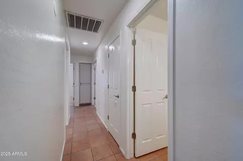 Entry Way - 568 E Mesquite Ave, Apache Junction, AZ 85119 photo 1 of 2