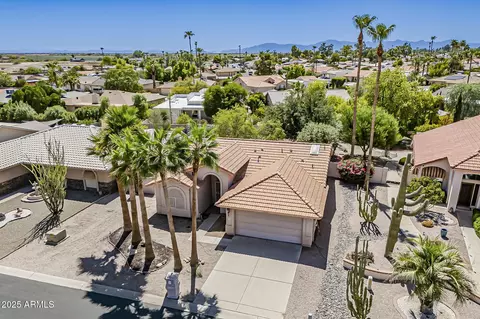 26606 S Lakewood Dr, Sun Lakes, AZ 85248