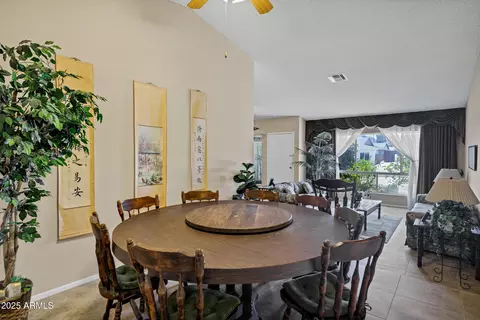 2354 E Sahuaro Dr E, Phoenix, AZ 85028 photo 4