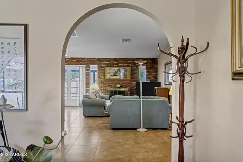 2354 E Sahuaro Dr E, Phoenix, AZ 85028 photo 6