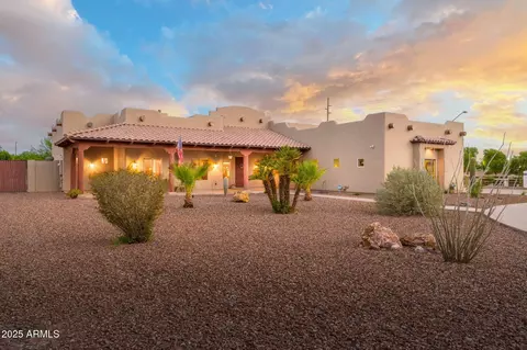 2423 E Arrowhead Trl, Gilbert, AZ 85297
