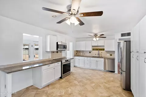 116 N Jade Cir, Mesa, AZ 85201 photo 10