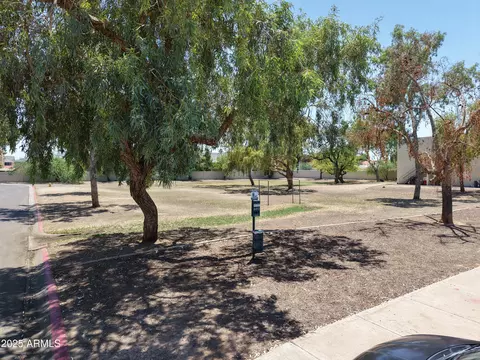 2822 E Kathleen Rd, Phoenix, AZ 85032 photo 4