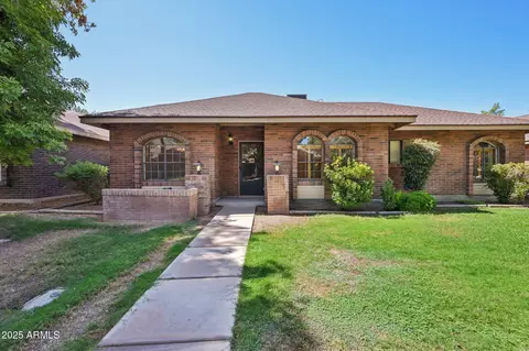 823 E Lexington Ave, Gilbert, AZ 85234