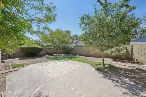 Exterior - 823 E Lexington Ave, Gilbert, AZ 85234 photo 6 of 6