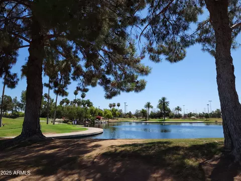 View/Area - 823 E Lexington Ave, Gilbert, AZ 85234 photo 1 of 2