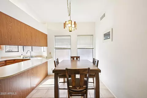 Dining - 823 E Lexington Ave, Gilbert, AZ 85234 photo 1 of 1