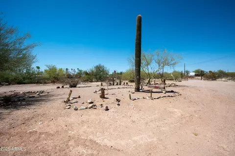 1687 E 2nd Ave #-, Apache Junction, AZ 85119 photo 12