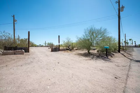 1687 E 2nd Ave #-, Apache Junction, AZ 85119 photo 11