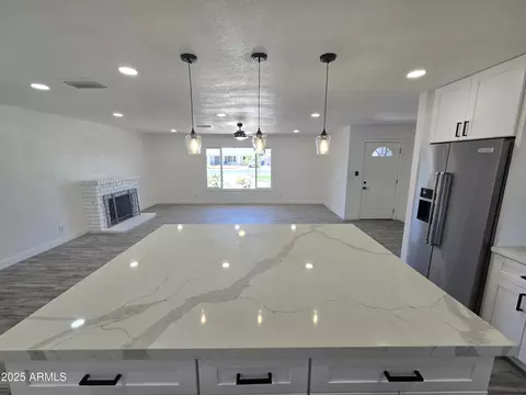 Other - 206 E Manhatton Dr, Tempe, AZ 85282 photo 2 of 9