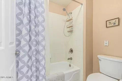 Bath - 5303 N 7th St #111, Phoenix, AZ 85014 photo 2 of 4
