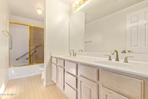 Bath - 6620 E Sugarloaf St, Mesa, AZ 85215 photo 3 of 4