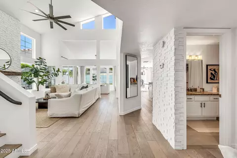 Entry Way - 4147 E Sahuaro Dr, Phoenix, AZ 85028 photo 1 of 1