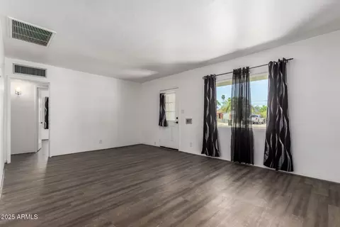 Living - 1119 W Roma Ave, Phoenix, AZ 85013 photo 2 of 3
