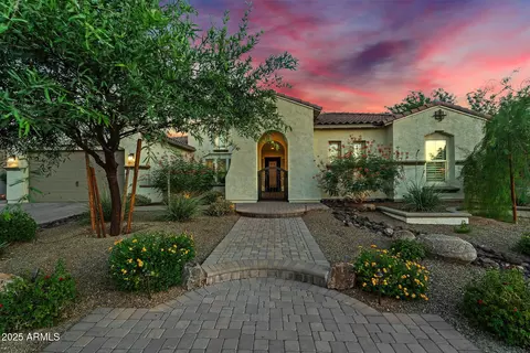 3817 E Fountain St, Mesa, AZ 85205