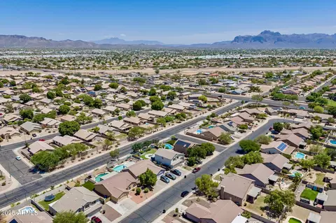 View/Area - 10664 E Forge Ave, Mesa, AZ 85208 photo 2 of 2