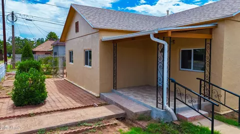 Exterior - 660 B Ave, Douglas, AZ 85607 photo 5 of 8