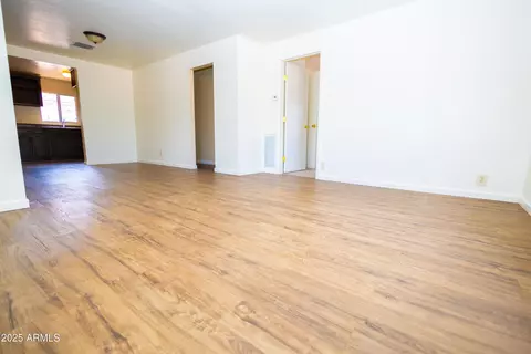 Living - 660 B Ave, Douglas, AZ 85607 photo 2 of 4
