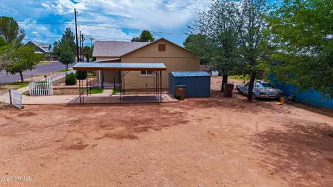 Exterior - 660 B Ave, Douglas, AZ 85607 photo 4 of 8
