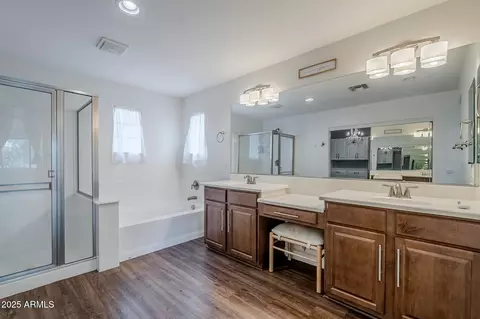 Bath - 2744 E Donato Dr, Gilbert, AZ 85298 photo 1 of 5
