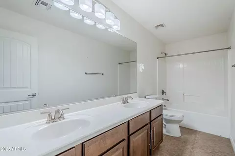 Bath - 2744 E Donato Dr, Gilbert, AZ 85298 photo 5 of 5