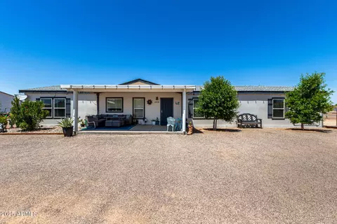 10558 N Bluegrass St N, Florence, AZ 85132