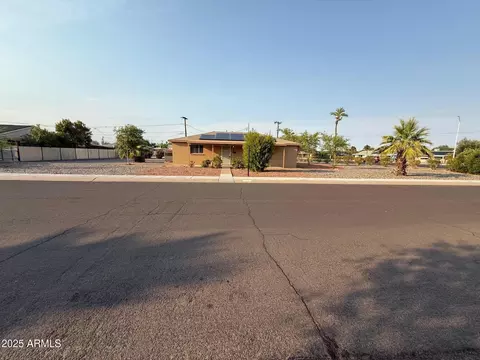 11102 W Indiana Ave, Youngtown, AZ 85363