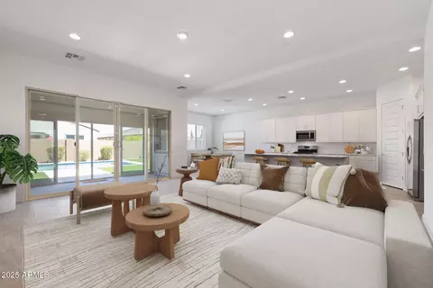 2228 E Isaiah Ave, Gilbert, AZ 85298 photo 9