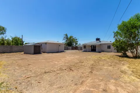 Exterior - 2615 N 29th Pl, Phoenix, AZ 85008 photo 5 of 5