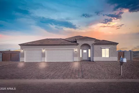 3955 N Maya Rd, Eloy, AZ 85131