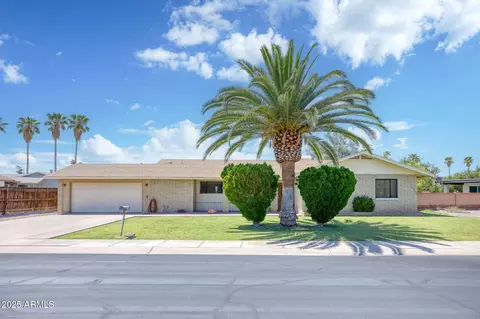 5329 W Sanna St, Glendale, AZ 85302