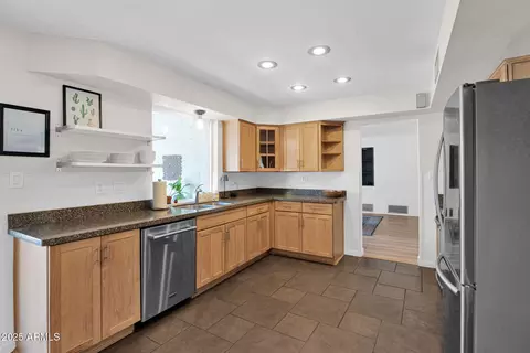 6125 N Central Ave #3, Phoenix, AZ 85012 photo 12
