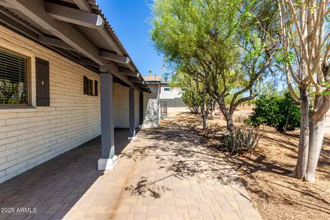 5536 E Seven Palms Dr, Cave Creek, AZ 85331