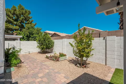 3226 E Topeka Dr, Phoenix, AZ 85050 photo 29