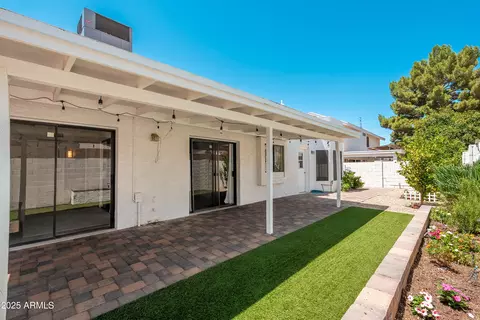 3226 E Topeka Dr, Phoenix, AZ 85050 photo 26