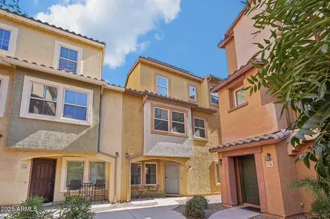 7722 W Pipestone Pl, Phoenix, AZ 85035