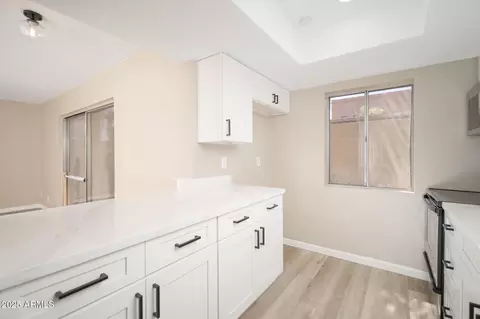 Kitchen - 1620 E Cambridge Ave #3, Phoenix, AZ 85006 photo 1 of 2